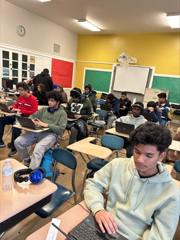 Seniors 2025 Taking World Language Assessments